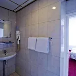 Ozo Armada アムステルダム