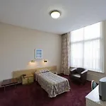 Ozo Armada アムステルダム