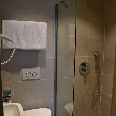 Ozo Armada 3*